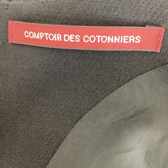 Black Dress with Open back - Picture 3 of 7